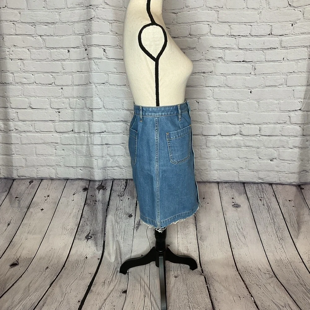 LOFT Outlet Button Front Denim Skirt Closure Raw Hem Cotton 6